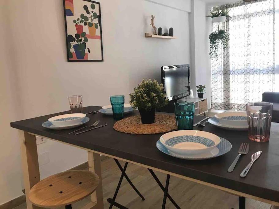 Ideal Apartamento En El Barrio De Las Delicias 말라가 외부 사진